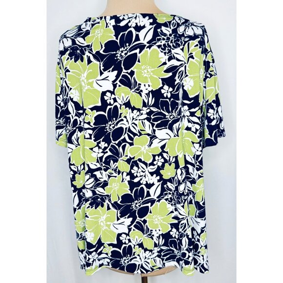 Susan Graver 3X Floral Knit Short-Sleeve Top Navy Green White Floral - Picture 6 of 9